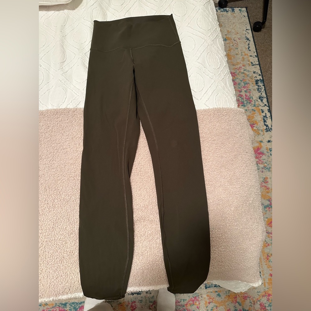 Army green lululemon wunder under leggings